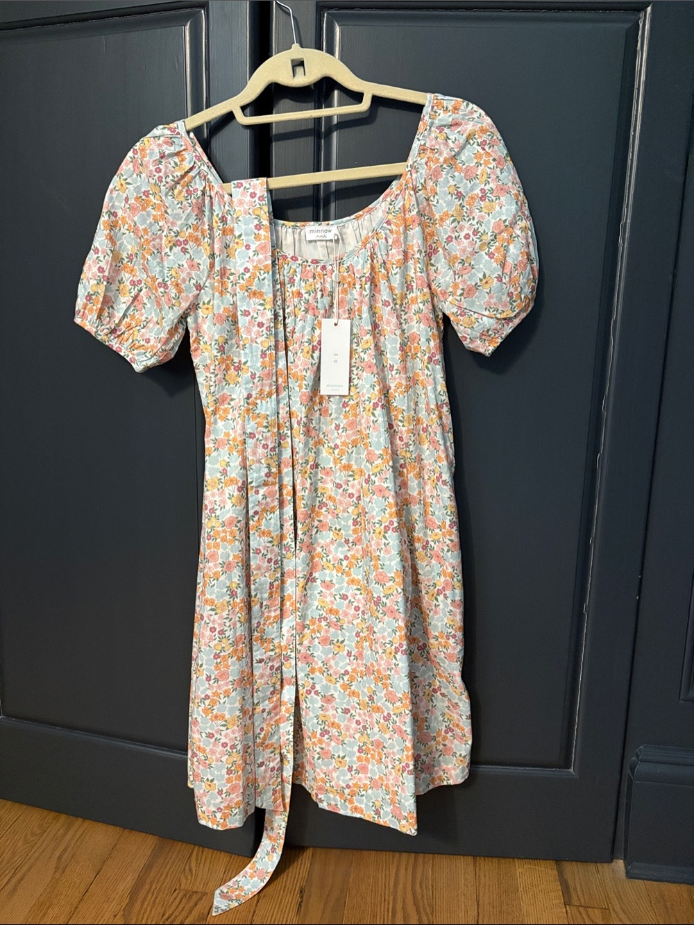 Women’s NWT Minnow Floral Puff-Sleeve Dress in Pink and Peach
